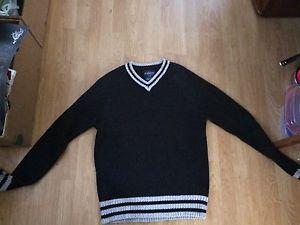 Wanted: Men's Bluenotes sweater. Size: Large