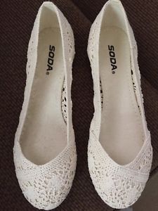 Womens size 8.5 shoes for sale