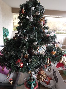 Xmas tree with all decorations