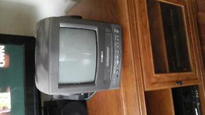 samsung vhs and t.v screen is ten inches