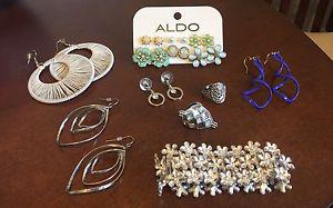 10 sets of Earrings, 2 Rings & Sparkly Bracelet
