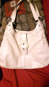 100% leather Coach handbag Authentlc