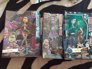 3 New Monster High Dolls