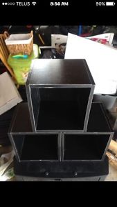 3 stackable shelves