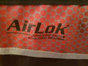 Airlock hard plastic cooler/warmer