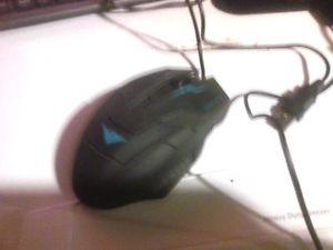 Basic amazon "gaming mouse" works *view my other ads*