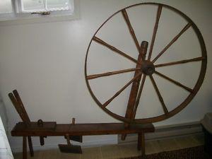 Decorative Antique Spinning Wheel