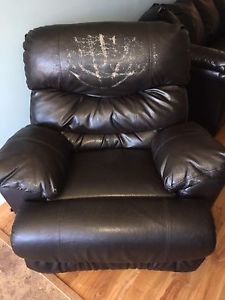 Free couch set- must be picked up