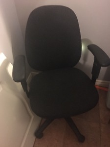 Good Condition Simple Office Chair