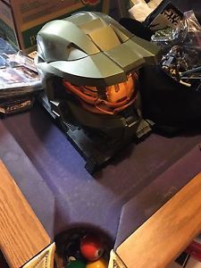 Halo 3 Collector's Edition Helmet