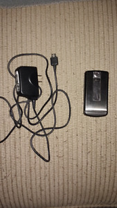 ***LG FLIP PHONE***