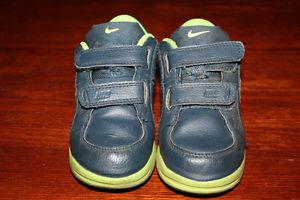 Nike sneakers toddler size 8 $15 obo