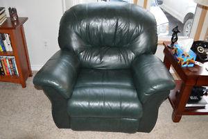 Palisade hunter green leather recliner