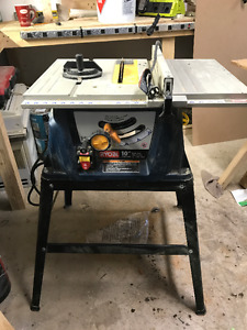 Ryobi 10 Inch 15 Amp Motor Portable Table Saw with stand