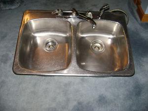 Stainless steel sink/faucet