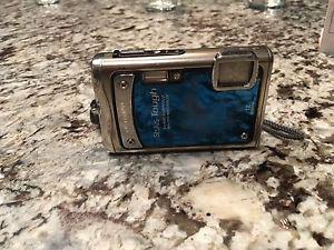 Stylus tough camera 12 megapixels