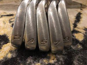 Tommy Armour 845U Irons LH