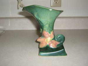 Vintage - Roseville Pottery Vase