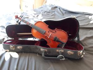 Violin 1/4 size