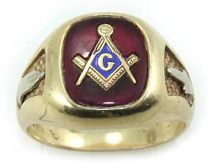 Wanted: I AM LOOKING FOR A GOLD MASON RING