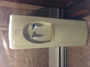 WaterMaxx Water Dispenser