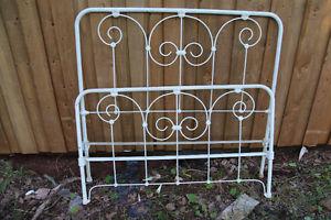 White wrought iron double bed frame