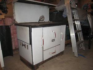 Wood/coal kitchen cook stove