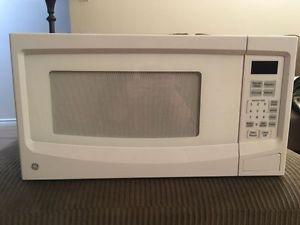 good condition microwave