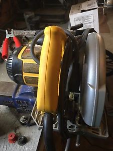 7 1/4 " DeWalt Skill Saw