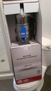 BRAND NEW HOOVER VAC