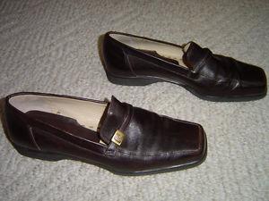 Brown Italian leather flats - size 9