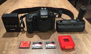 Canon 7D with Battery Canon Grip
