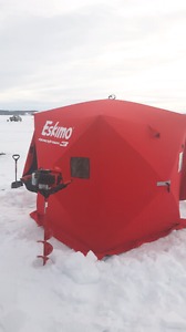 Eskimo icefishing tant and Auger