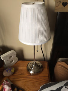 Excellent Condition Lamp