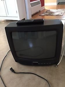 Free Magnavox TV with remote