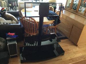 Free tv stand