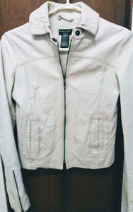 GUESS WHITE LEATHER JACKET - XS