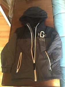 Gap fleece lined jacket. Water resistant. Size 6-7