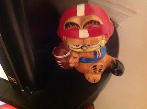 Garfield Ceramic Figurine Playing Football -USED DISPLAY
