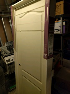 Interior pre-hung door (Brand New in the Box)
