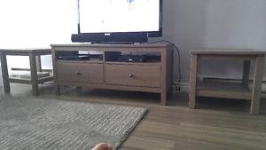 LIKE new TV TABLE AND END TABLE SET