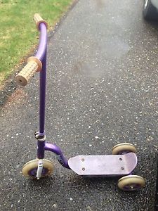 Old school scooter