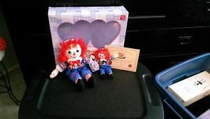 Raggedy Ann and Raggedy Andy