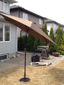 Umbrella, new 9ft. With base