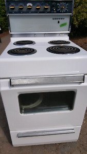 Vintage Moffat 24 inch stove
