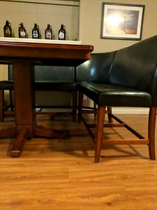 Wanted: Comfortable Dining table