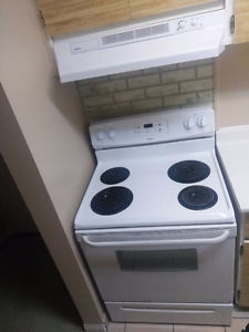 White Oven $ almost new