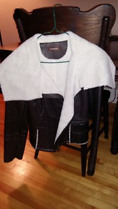 women's leather coat size small