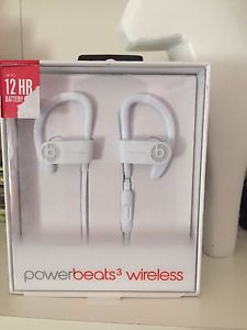 Brand new powerbeats3