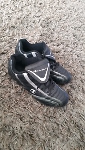 Cleats size 4 youth